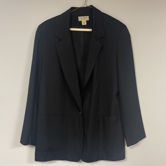 L.L. Bean Women’s Blazer/ Jacket, Black, 10 Reg, Lined, single button, pockets - Picture 1 of 6